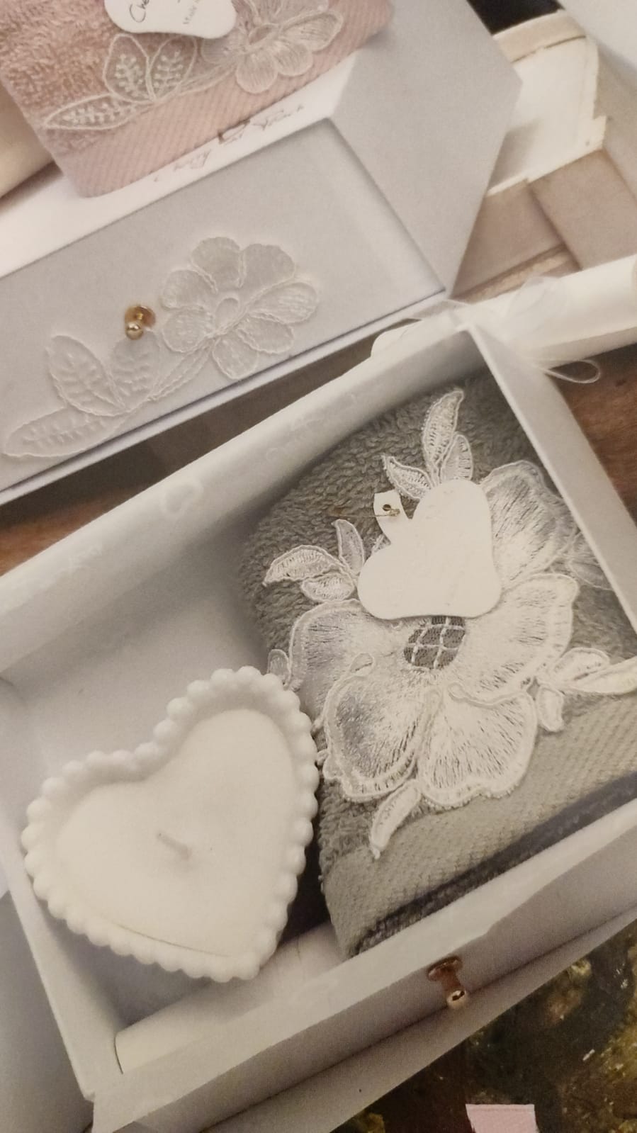 Lavetta con candela in cuore di ceramica